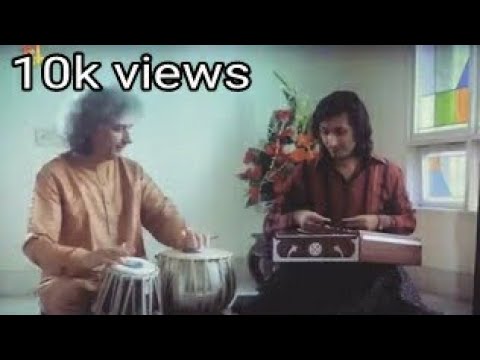 Pt Shivkumar Sharma Playing Tabla with his Son on Santoor
