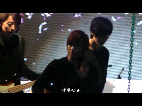 20101029 Pohang ScienceCity Festival4  -CNBLUE-