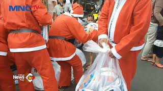 Download lagu Aksi Santa Klaus Bagikan 300 Kado Tas Sekolah untuk Anak-anak #LintasiNewsPagi 26/12 mp3