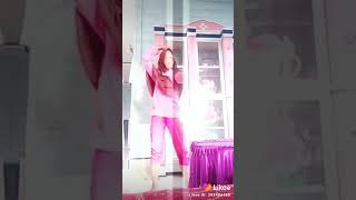 Download lagu like: LKI DIRA🐰 mp3