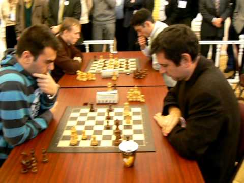 2006-11-11 GM Mamediarov - GM Bologan Tal Memorial Blitz 2006