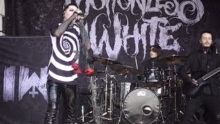 Motionless In White - Necessary Evil (LIVE @ Warped Tour 2018)