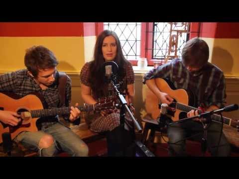 The Willows - Absent Friends (Folk Radio UK Session)