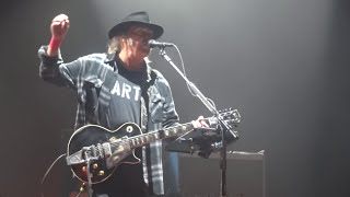 Neil Young and POTR Change Your Mind Amsterdam Ziggo Dome july 9th 2106