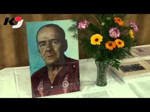 Fußballer spielen Gedenkturnier