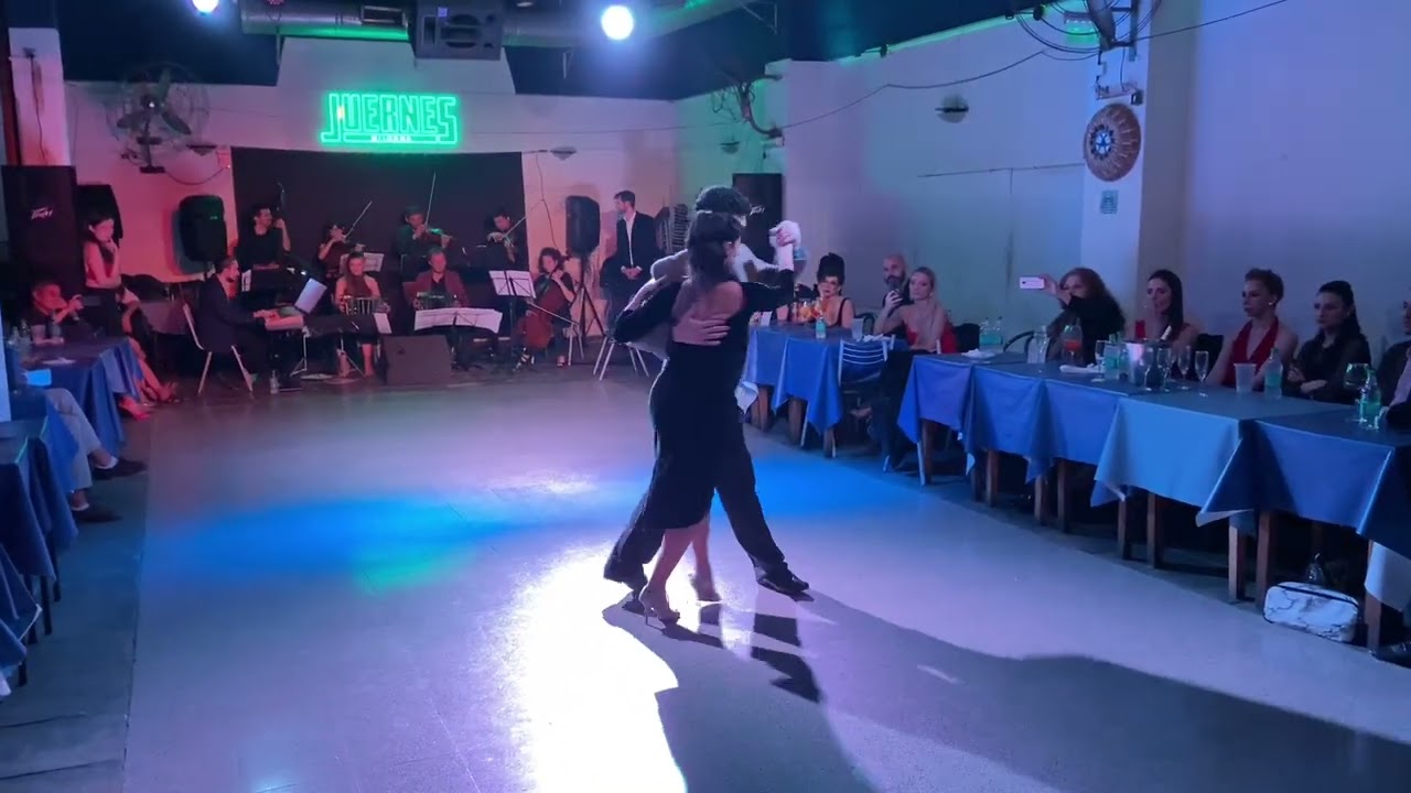 Federico Naveira y Sabrina Masso en Juernes Milonga - Festival Sed de Campeones