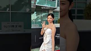 Download lagu SHE'S SO ICONIC 🤩😭 #rei #ive #tiktokawards2025 #wonyoung #yujin #leeseo #gaeul #liz #kpop #tiktok mp3