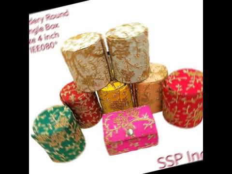 SILK BUTI BANGLE HOLDER BOX
SIZE 4 INCH