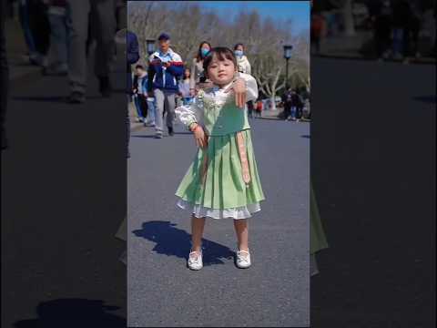 Salut Sama Adik Ini🥰 | DJ DALAMO DALAMO #shorts #tiktok #dance