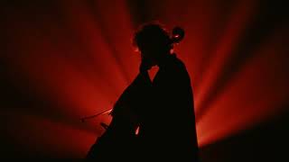 Bang & Olufsen Come closer 