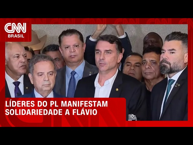 Bancada do PL no Congresso manifesta "total apoio" a Flávio Bolsonaro | CNN 360°
