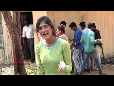 Pankhuri aka Amala celebrates her birthday on the sets of Kya Qusoor Hai Amla Ka