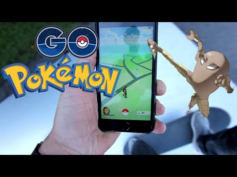 Playing POKÉMON GO while Skating