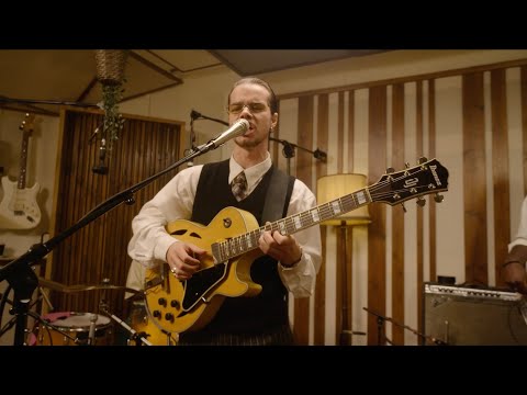 Oscar Jerome - Feet Down South (Lightship95 Session)