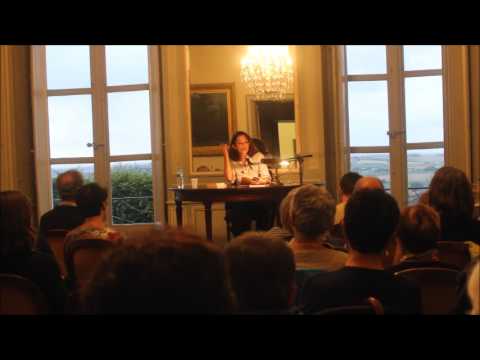 Aure Atika lit l'origine de la pasta