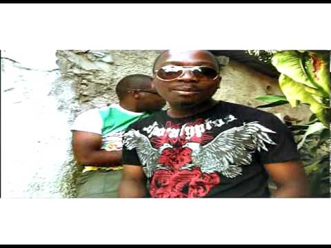 Reflex Bigodão -   Bifes Sérios (postado por Malema Tawas Lda)