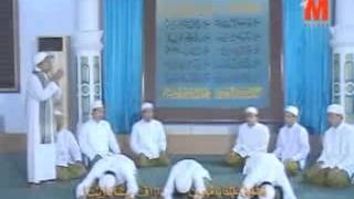 Download lagu Al Munsyidin  (Ilahana) mp3