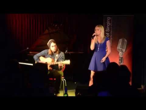 Laura Maclagan - Gravity (Sara Barielles Cover) - Bennett's Lane Jazz Club