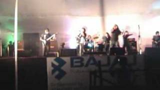 The Scavenger Project  ft Atea &#39;Boomarang&#39; Signs (Live)( John Schlit&#39;Petra&#39; Concert ).mpg