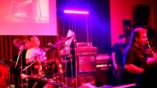 Backtrackin' - Another Brick in the Wall @ LAZY (Pink Floyd Cover)