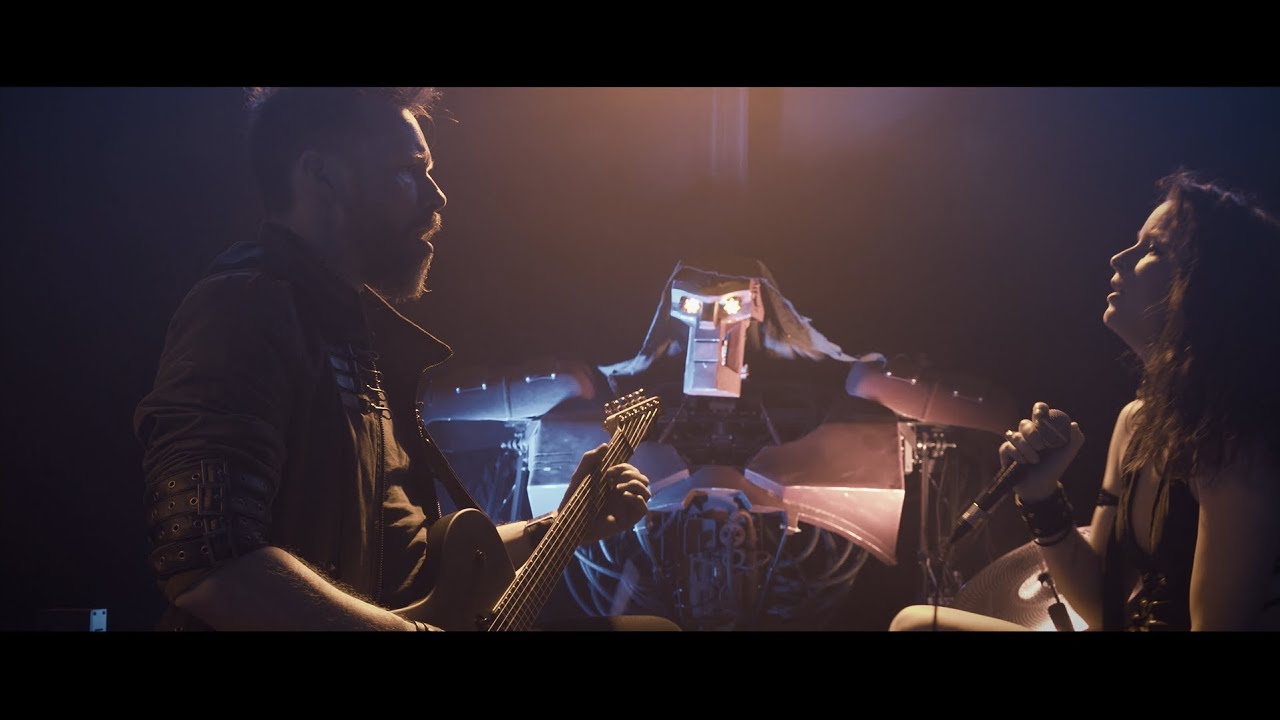 <a href="https://mediafeeder.net/music/lesprojetsdathena"><span style="font-size:1.1em;"><strong>Les Projets d'Athéna</strong></span></a> present the live music video for <em><span style="font-size:1.1em;">Alter Ego</span></em> from the 2022 debut EP <em><span style="font-size:1.1em;">Celeste</span></em>.\n\n\n \n\n