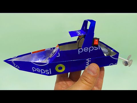 Mini barco de motor eléctrico con latas de pepsi : hágalo en casa. bricolaje