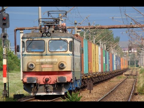 Tren de marfa cu 50 containere incarcate cu lemn de la Holzindustrie Schweighofer pleaca din Suceava
