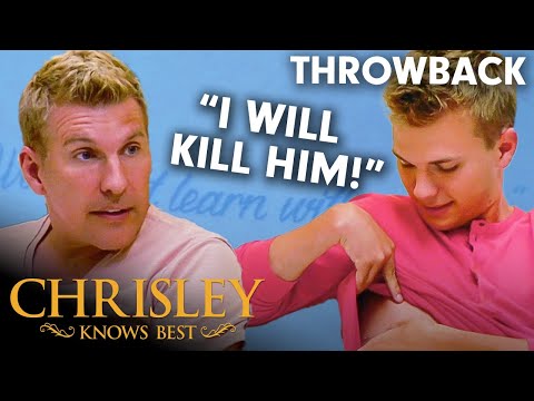 , title : 'Todd FREAKS OUT Over Chase’s New Tattoo | Chrisley Knows Best | USA Network'