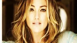 AMAIA MONTERO NACIDOS PARA CREER con letra