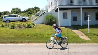 preview picture of video 'Bike tour of Block Island, RI'