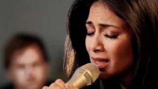 [pcdworld.co.uk] Nicole Scherzinger - I Hate This Part (Acoustic Live Session Performance)