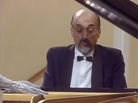 Dmitri Bashkirov plays Marcello-Bach Adagio, BWV 974 – live 1990