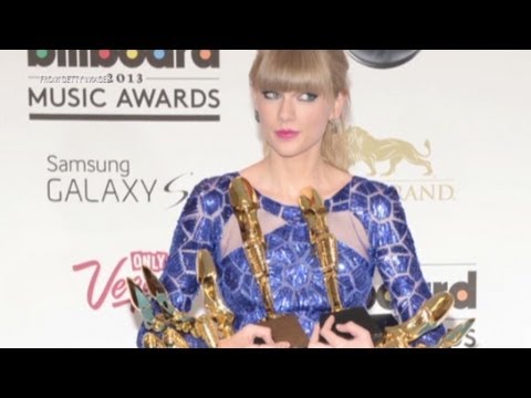 download lagu mp3 mp4 Taylor Swift Quiz Trke, download lagu Taylor Swift Quiz Trke gratis, unduh video klip Taylor Swift Quiz Trke