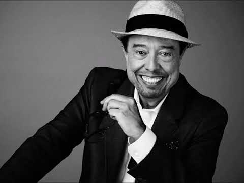 Sergio Mendes feat Stevie Wonder and Gracinha Leporace - Berimbau Consolacao