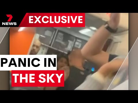 Mid-air nightmare that forced a Melbourne-bound Jetstar flight back to Bali | 7NEWS