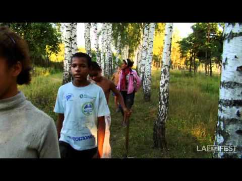 2011 LA Film Fest: "Family Portrait in B&W" Trailer