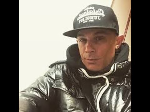 DJ Inter with MC Shabba D @ Definition Soundclash Feb 2011