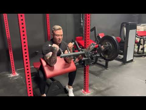 Seated Preacher Curl