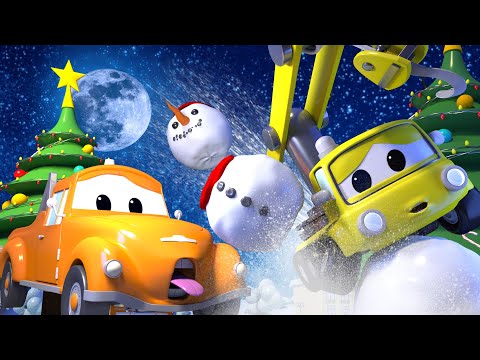 DIZALICA Beba Charlie je UDARILA u BOŽIĆNO DRVCE! - Tegljač Tom u Auto Gradu 🎄 Crtići sa autima