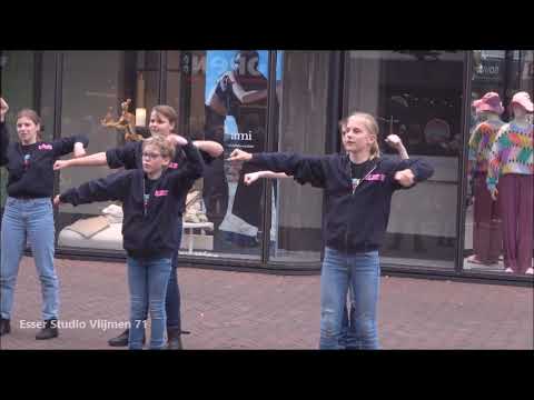 De Notenkrakers STRAAT THEATER WAALWIJK 29 mei 2022