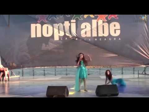 Caterina Casaburi si Alessia Chirila - luna (Festivalului Tineretii 2015)