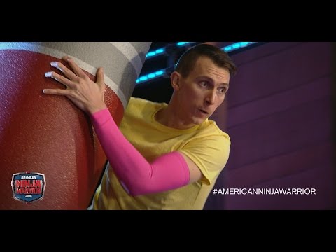 Brian Kretsch Returns For The 2016 Los Angeles Finals | American Ninja Warrior