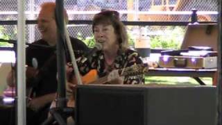 Claudia Schmidt-Whatever doesn&#39;t kill you