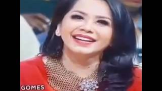 Download lagu Apa Arti 'Sayang Beneran'? Ini Kata Biduan Cantik Iis Sugianto mp3 Download lagu Apa Arti 'Sayang Beneran'? Ini Kata Biduan Cantik Iis Sugianto mp3