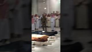 Download lagu Sheikh Sudias leading Janaza Salah live Ramadan 1437 mp3