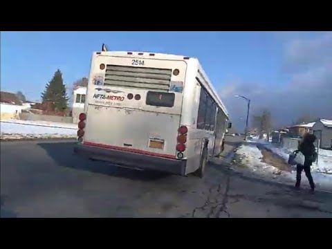 NFTA 2005 Gillig Low Floor #2514 on Route 1B Outbound
