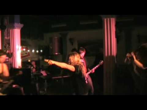 Rajoitus live at Punk Illegal part 2