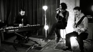 Melis Danişmend - Son Yolcu (Ajda Pekkan Cover)