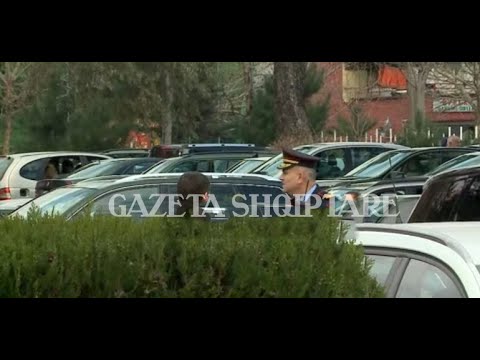 Koronavirusi/Krijohet një perimetër sigurie te Infektivi, Veliu shkon në QSUT: Mos përhapni panik