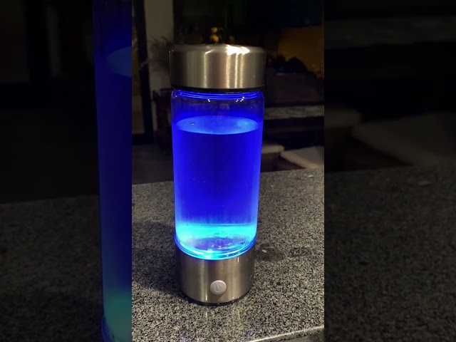 Vídeo relacionado con BOTELLA REUTILIZABLE HIDRO 850 ML | MARVEL PATTERN